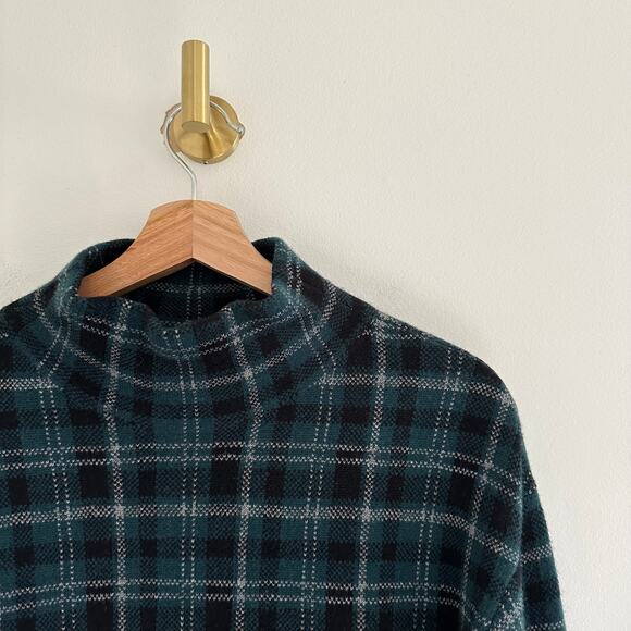 AKRIS Punto Cashmere-Blend Mock Neck Plaid Sweater In Black-Ivy - Picture 6 of 11